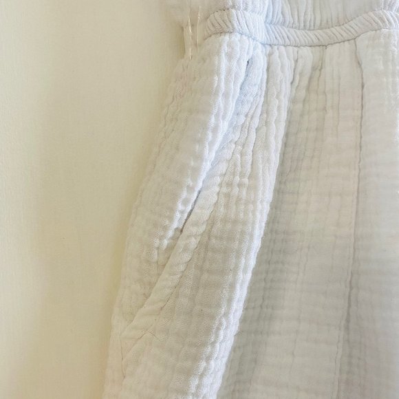 White Cotton Beachy Boho Romper with Pockets Puff Sleeves Tassel Ties |… - Picture 8 of 9